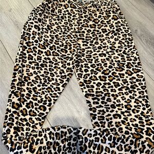 Posh Peanut Leopard Joggers Large BNWT